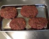 Une image de l'étape 11 de Hamburgers à l'oignon rouge, carotte, ail et parmesan.
