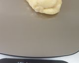 Foto langkah ke 5 dari resep Roti Pizza dan Aneka Roti Lain Dalam 1 Adonan.