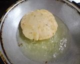 A picture of step 6 of Bedmi Puri.
