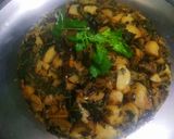 A picture of step 5 of Aloo methi vegetable.