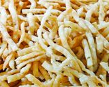 Foto langkah ke 5 dari resep Stick Bawang / Keripik Bawang.