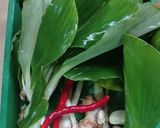 Foto langkah ke 1 dari resep Tumis Cumi daun kencur.