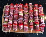 Hình bước làm 2 của món Thịt bò BbQ xiên que