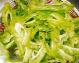 Hình bước làm 2 của món Khổ qua xào thịt bò