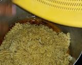 A picture of step 3 of Fried Indomie and Plantain.