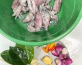 Foto langkah ke 1 dari resep Cumi Masak Hitam Sat Set.
