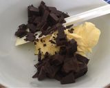 Foto langkah ke 1 dari resep Shiny Brownies.