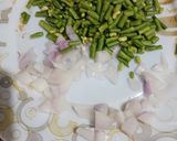 A picture of step 1 of Green beans and Turai Sabji.