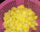 A picture of step 1 of Dankali da kwai.