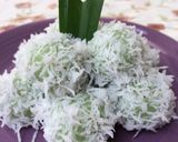 Foto langkah ke 6 dari resep Klepon Ketan Gula Merah.