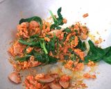 Foto langkah ke 3 dari resep Mie kuning goreng Pedas.