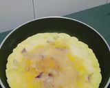 Foto langkah ke 2 dari resep Omelete keju sederhana.