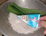 Foto langkah ke 1 dari resep Lemper Bunga Telang.