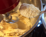 Foto del paso 12 de la receta: Bizcocho de almendras y chocolate blanco
