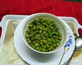A picture of step 2 of Stir Fried Green Peas.