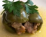 Foto del passaggio 3 della ricetta Peperoni ripieni di salsiccia e formaggio filante