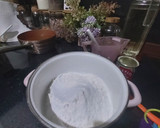 Foto langkah ke 3 dari resep Caramel Cake (Bolu Sarang Semut).