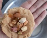 A picture of step 4 of Bread Gulab Jamun.