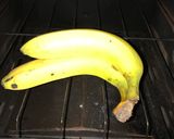Foto del paso 1 de la receta: Galletitas de banana y maní