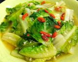 Foto langkah ke 5 dari resep Romaine Lettuce / Selada Tumis Goji Berry.