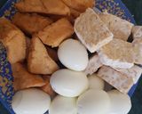 Foto langkah ke 1 dari resep 3 T tahu tempe telor masak kuning.
