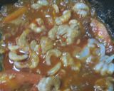 A picture of step 3 of Butter prawns.