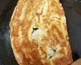 A picture of step 13 of My Bacon, onion, Tomato & Cheese Omelette.