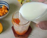 Foto langkah ke 3 dari resep Mango Latte With Chia.