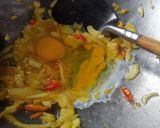 Foto langkah ke 2 dari resep Makaroni Orek Keju.