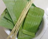 Hình bước làm 1 của món Bánh bột lọc lá chuối