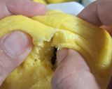 Foto langkah ke 7 dari resep Bakpao Labu Kuning Isi Cokelat.