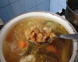 Foto langkah ke 5 dari resep Soto Ayam Bening.