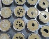 Foto langkah ke 5 dari resep Cupcake pisang (W#44).