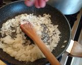 Foto del paso 2 de la receta: Crema de zapallo asado con choritos