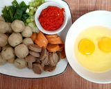 Foto langkah ke 1 dari resep Seblak Cilok.