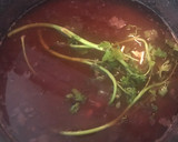 Foto del paso 1 de la receta: Sopa de frijoles con chorizo mexicano, yuca y calabacitas