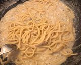 A picture of step 3 of Cacio e Pepe Assassina.
