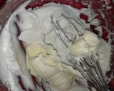 A picture of step 7 of Sugarfree coffee cheesecake no bake.