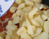 Foto del paso 3 de la receta: Estofado de cerdo con chorizo y guisantes