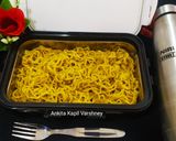 A picture of step 1 of Maggi.