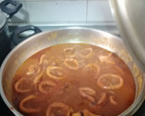 Foto del paso 8 de la receta: Calamar y gambas en salsa