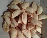 Foto langkah ke 3 dari resep Pastel kriuk kriuk.