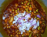 A picture of step 1 of Beans porridge.