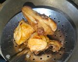 Foto langkah ke 2 dari resep Ayam Suwir Pedas Kemangi.