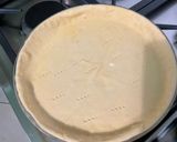 Une image de l'étape 3 de Tarte aux figues noires, bananes et abricots secs.