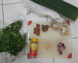 Foto langkah ke 2 dari resep Pepes ayam kemangi mudah dan praktis.