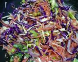 A picture of step 2 of Lettuce Wrap.