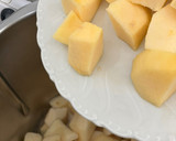 Foto del paso 4 de la receta: Tarta húmeda de pera 🍐 y manzana 🍎