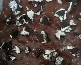 A picture of step 5 of Oreo brownies.