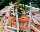 Hình bước làm 2 của món Nộm đu đủ chay